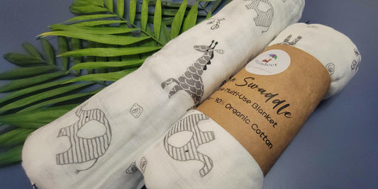 Sooki - Giraffe and Elephant Super Soft Bamboo Cotton (Muslin) Swaddle Blanket